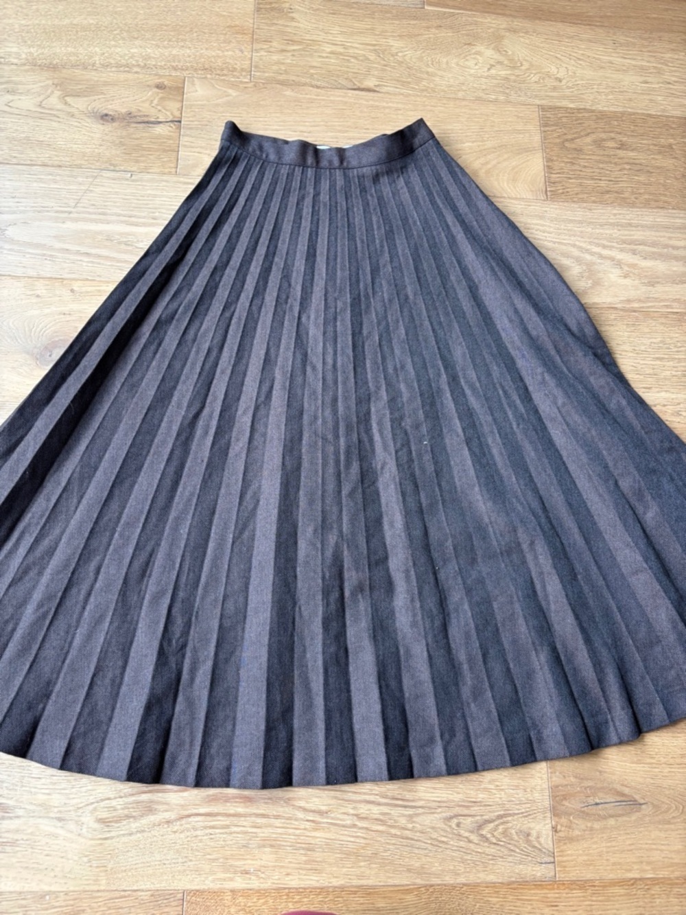 Bluv fanned midi skirt